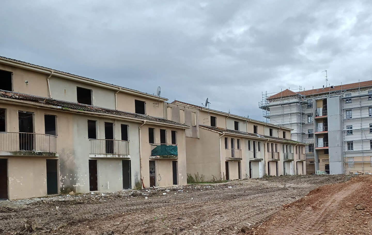 Déconstruction Grandes Cités Tase, 1001 Vies Habitat à Vaulx-en-Velin