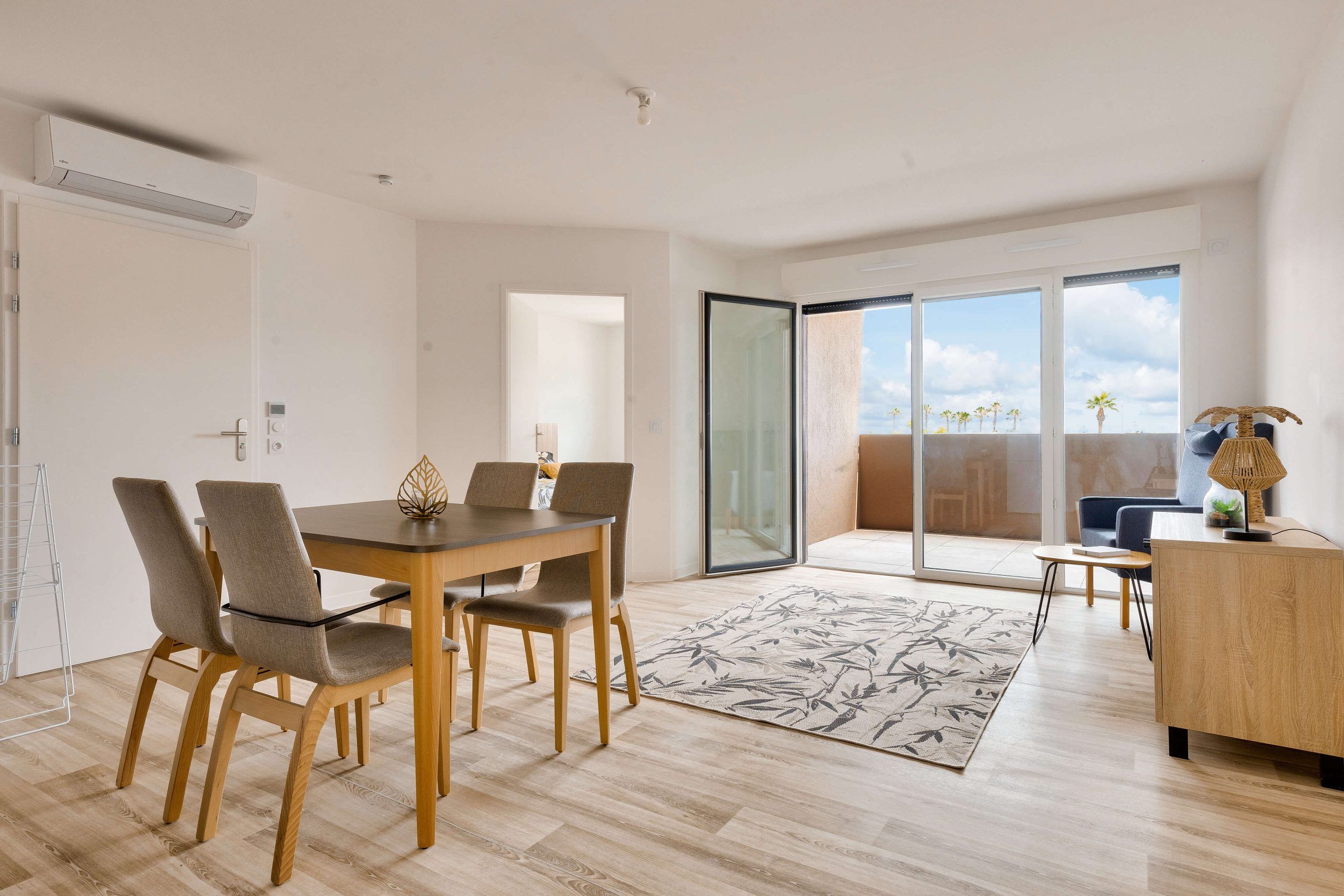 Appartement meublé, avec domotique et balcon, résidence seniors 1001 Vies Habitat