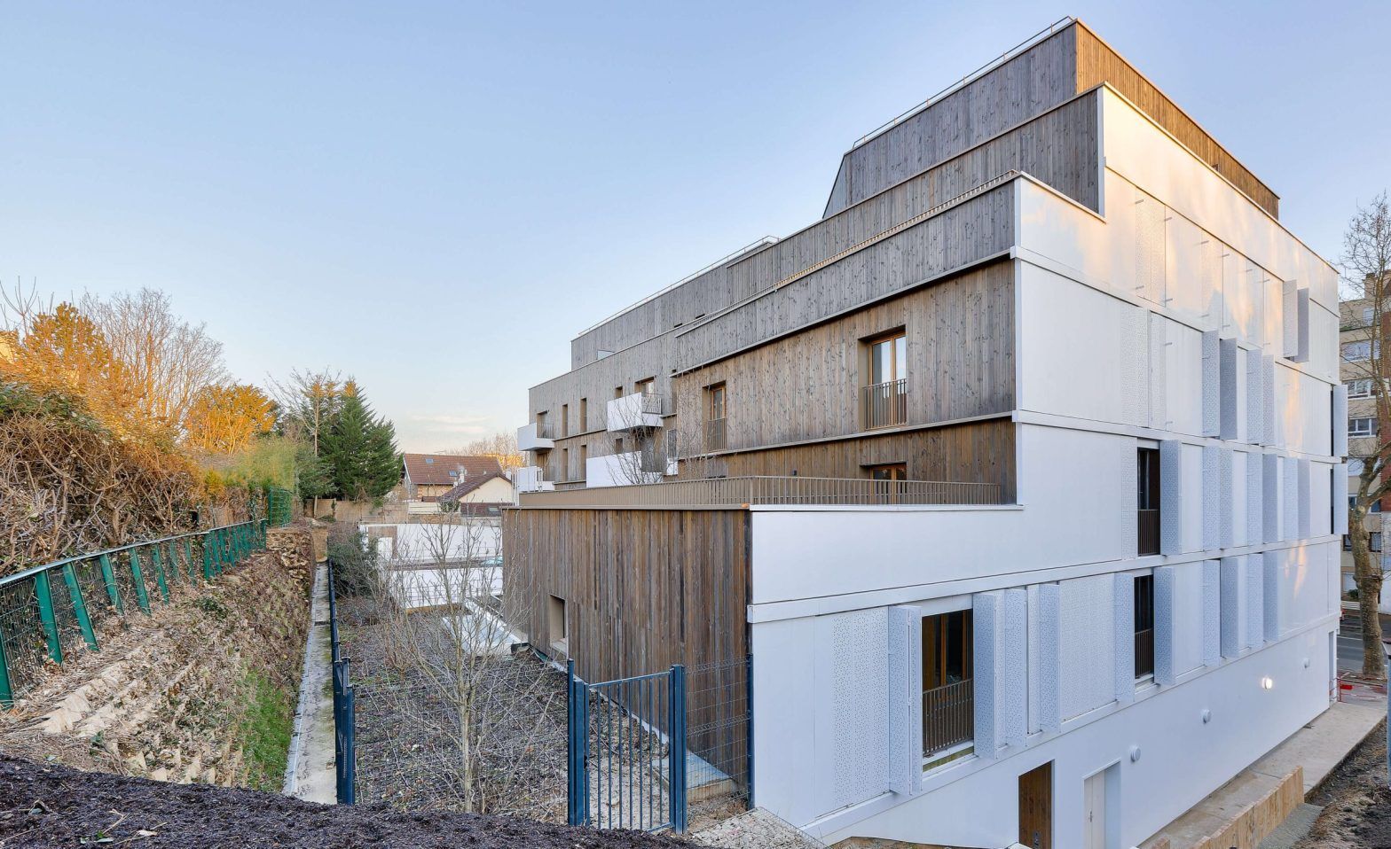 Façade résidence Jehan Despert, logement social 1001 Vies Habitat