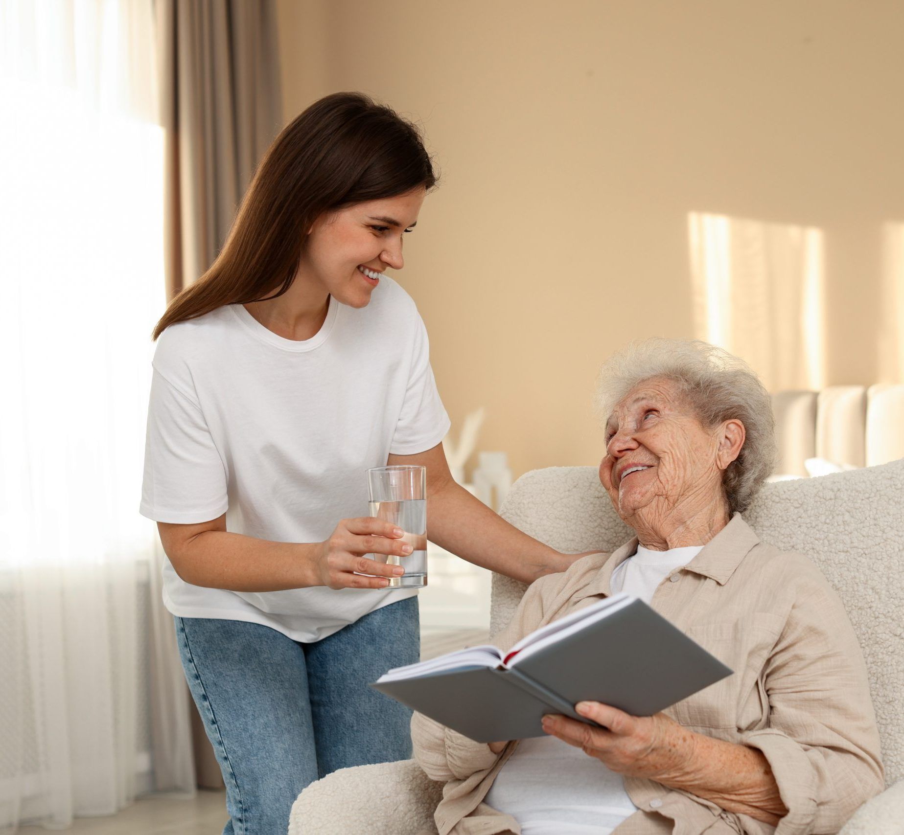 Visites de convivialité seniors - partenariat Unis-Cité et 1001 Vies Habitat